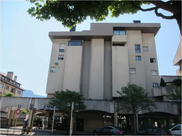Stationnement Location Annecy 19m² 129€
