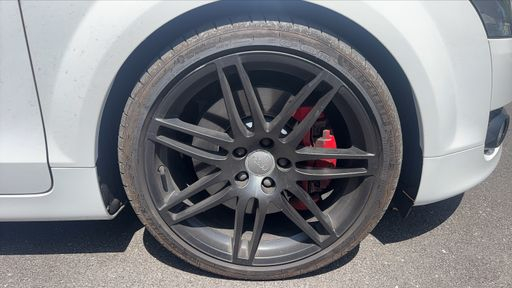 Audi TT Roadster 3.2 V6 250 Quattro - S Line – 2010 – 105196 km – Essence – Boîte Manuelle — photo 32