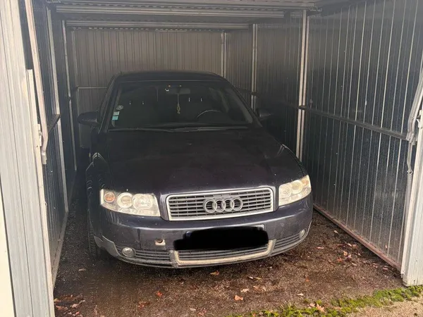 Parking 12 m²