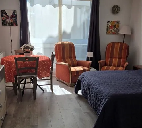 Studio 24 m² Bagnoles Château