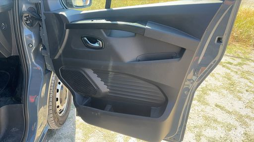 Renault Trafic VU 2.0 dCi 150 EDC7 - Red Edition Confort L1h1 – 2024 – 86545 km – Diesel – Boîte Automatique — photo 49