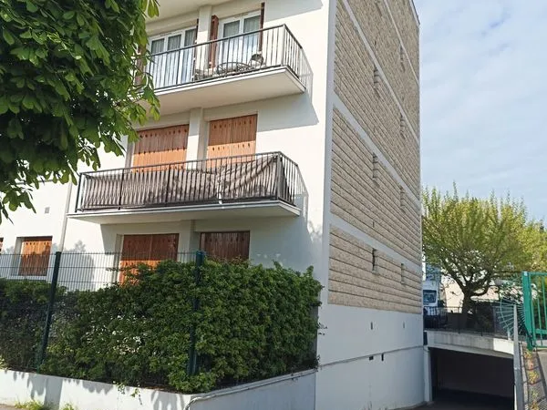 Parking a vendre