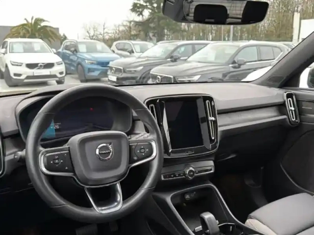 Volvo Xc40 recharge 231 ch 1edt — photo 13