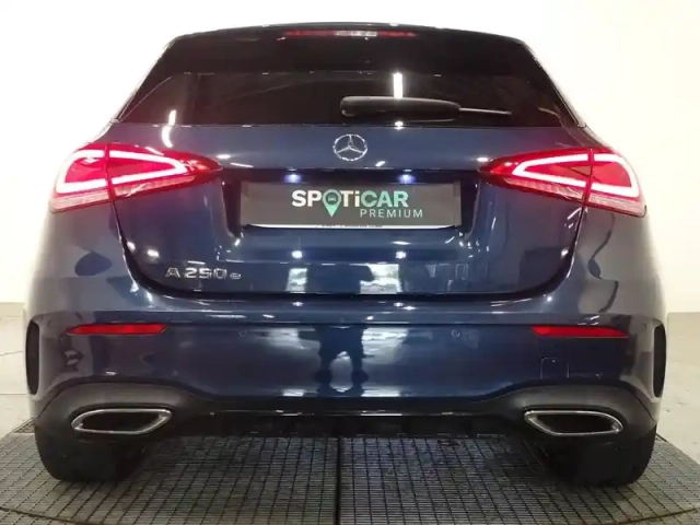 Mercedes Classe A 250 e 160+102ch amg line 8g-dct 8cv — photo 4