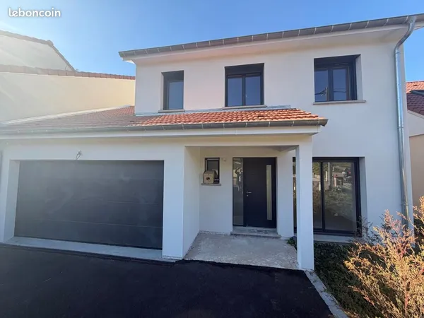 Maison 4 pièces 130 m²