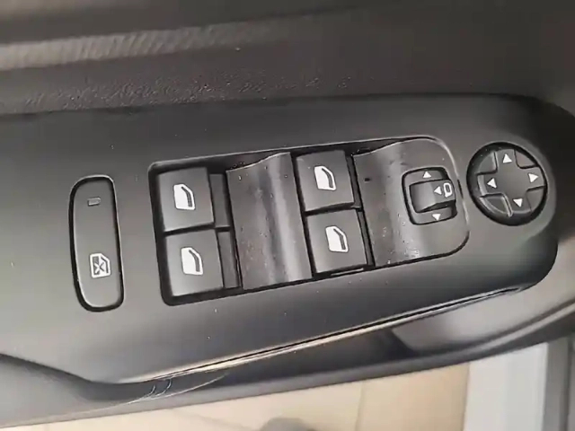 Citroën C5 Aircross hybride 145 e-dcs6 — photo 50