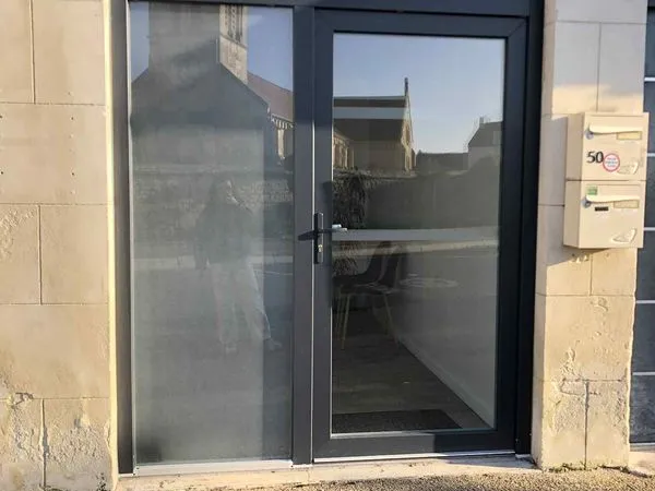 Local commercial ou professionnel à louer - Emplacement idéal au coeur du bourg