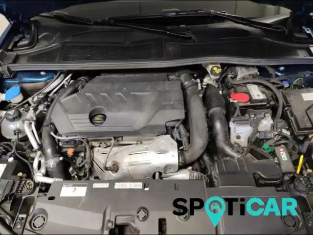 Peugeot 408 phev 225ch gt e-eat8 — photo 12