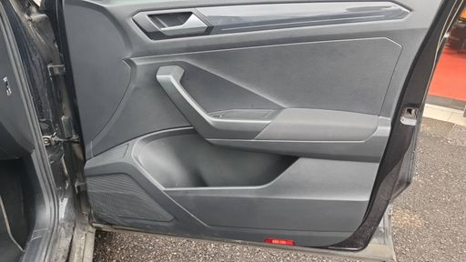 Volkswagen T-Roc 1.5 TSI 150 - Carat – 2019 – 105025 km – Essence – Boîte Manuelle — photo 57