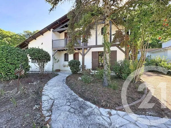 Maison 5 pièces 145 m²