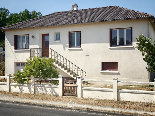 MAISON SUR SOUS-SOL TOTAL