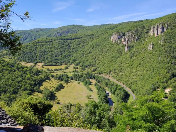 PROPRIÉTÉ ÉPOUSTOUFLANTE AVEC VUES IMPRENABLES A 180°