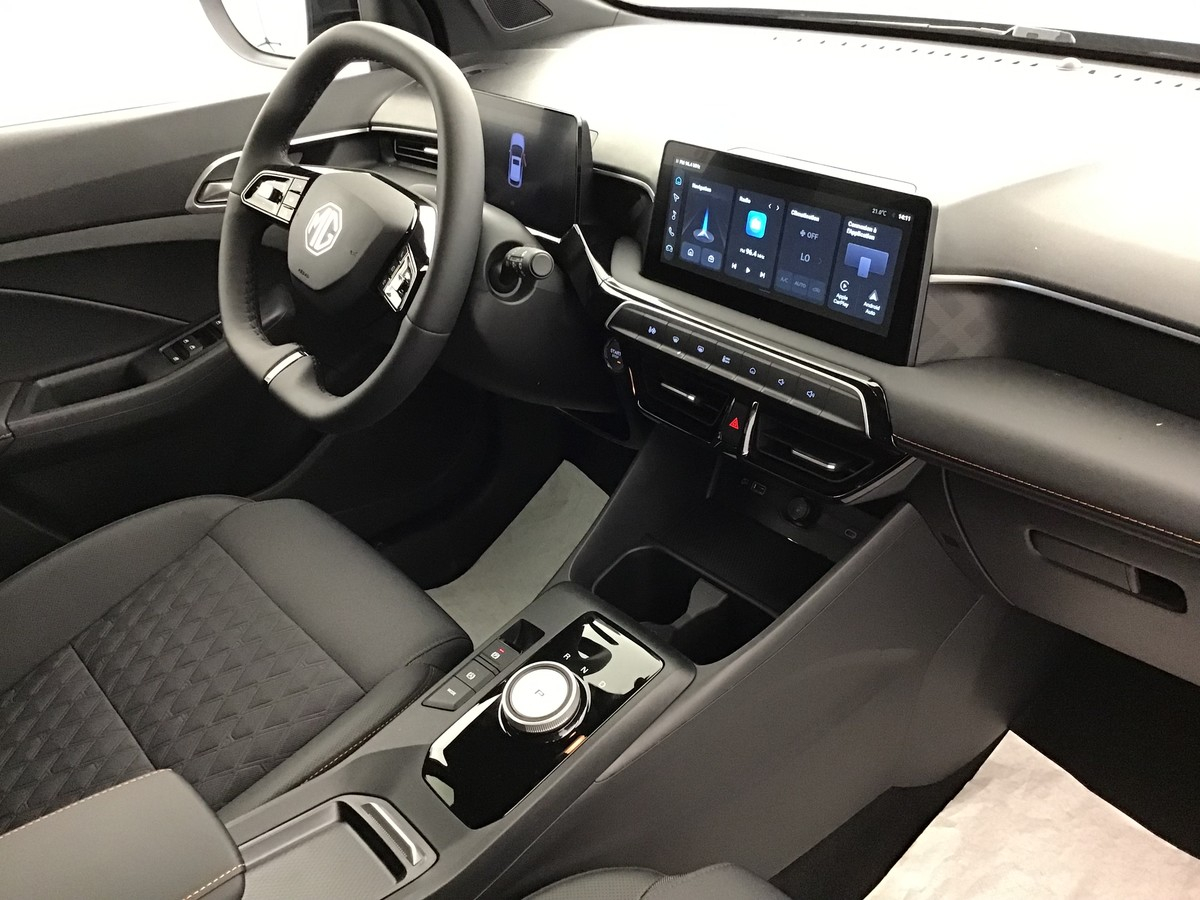 MG MG3 — photo 8