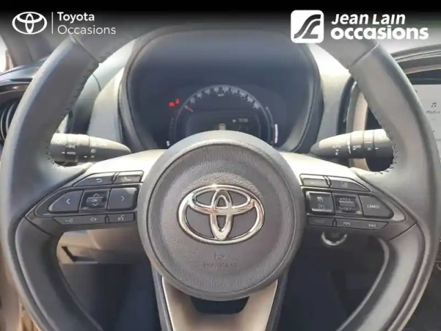 Toyota Aygo X 1.0 vvt-i 72 — photo 12