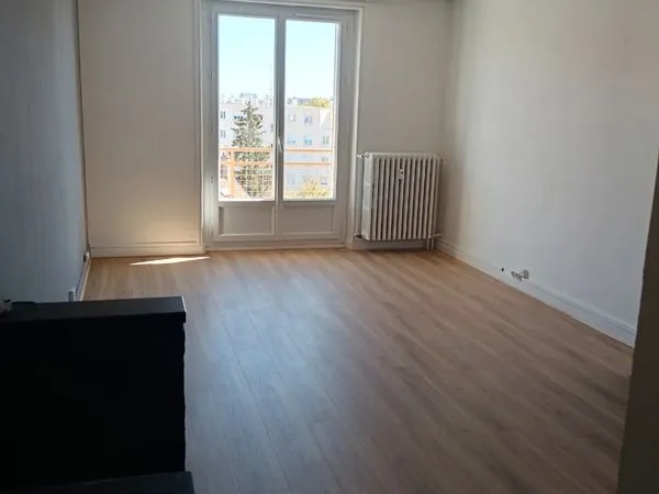 T3 appartement 750 CC