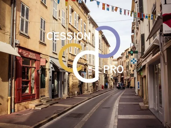 SPÉCIAL INVESTISSEURS : CESSION D'UN ENSEMBLE DE 2 LOCAUX COMMERCIAUX OCCUPÉS AU CENTRE DE NIMES