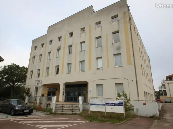 Local 121 m² Moulins-lès-Metz