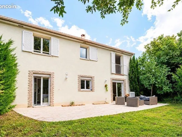 Maison à Thiais