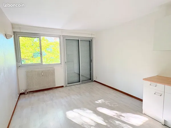 Magnifique studio de 20 m² avec balcon au coeur de la Krutenau
