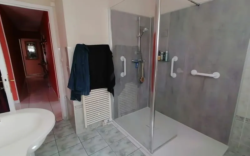 Photo 11