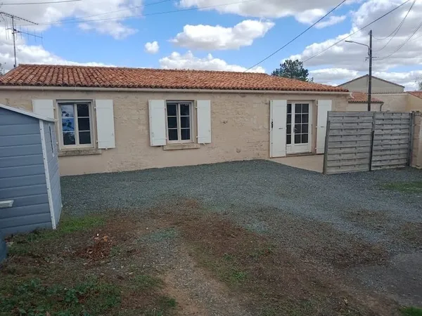 Maison de 65m2 à louer sur Doix lès Fontaines