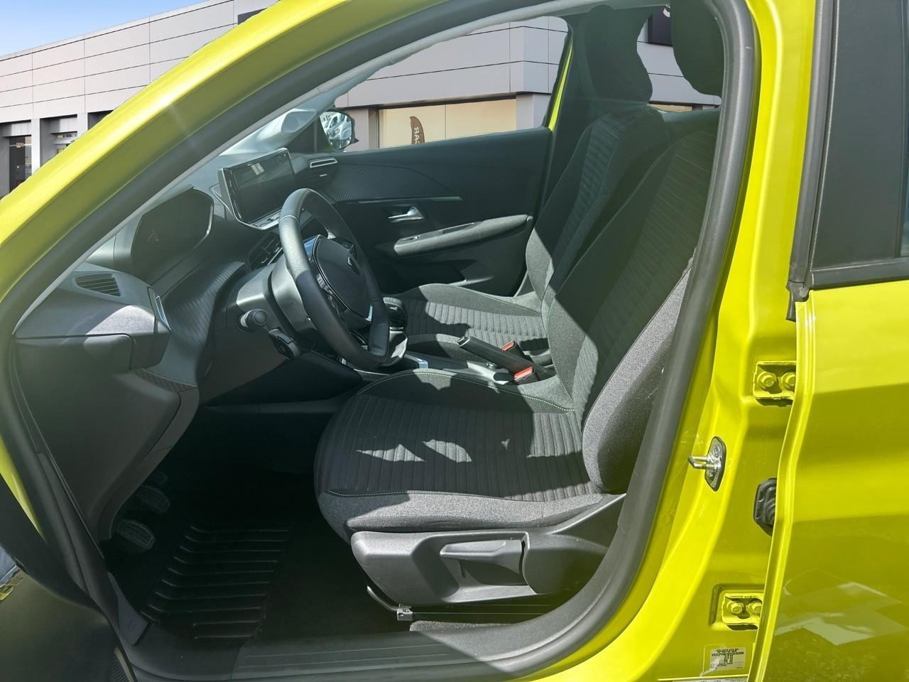 Peugeot 208 1.2 puretech 75ch s&s active — photo 9