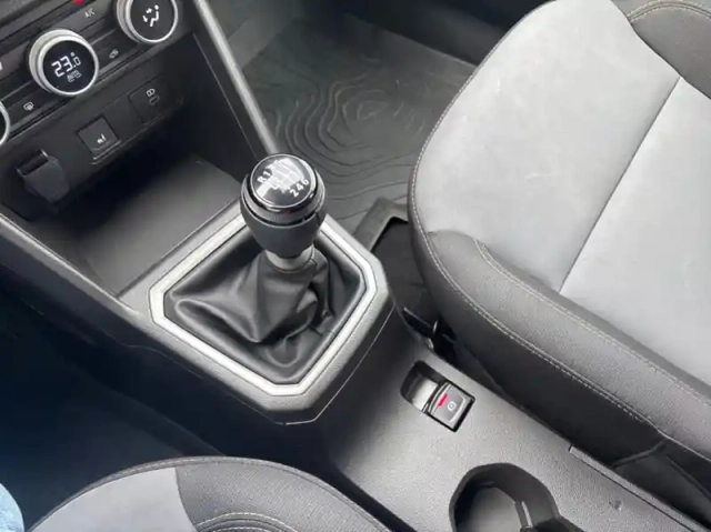 Dacia Jogger 1.0 tce 110ch extreme 7 places -24 — photo 8