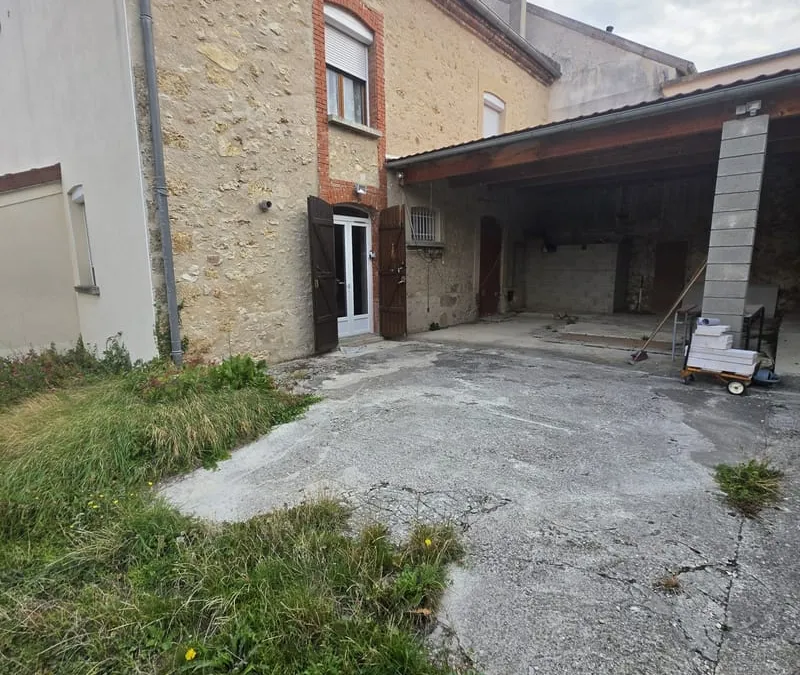 Photo 1