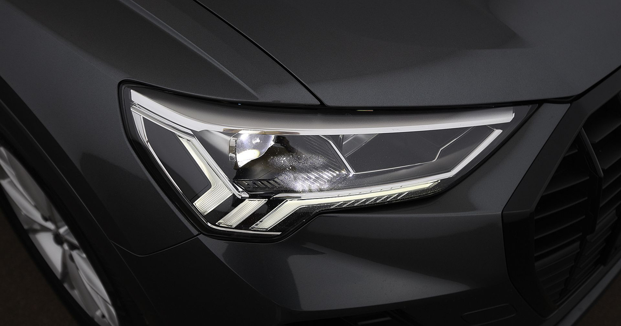 Audi Q3 — photo 18