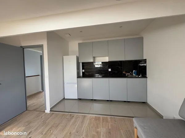Appartement Meublé T3 - Orly 1300CC