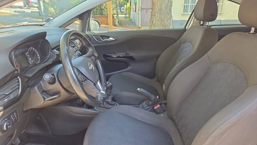 Opel Corsa 1.4 90 - Design 120 Ans – 2019 – 136739 km – Essence – Boîte Manuelle — photo 35