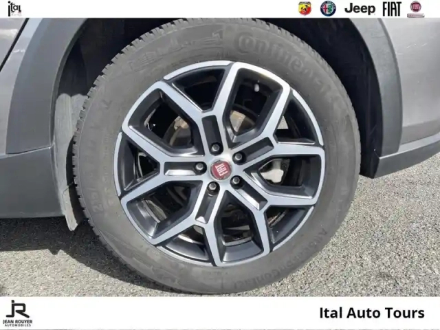 Fiat Tipo cross 1.6 jtd 130ch s/s plus/cross plus my22 — photo 11