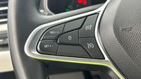 Renault Clio 1.0 TCe 90ch Intens -21N — photo 18