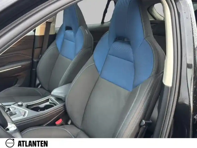 Lynk&Amp;Co 01 1.5 phev 261 ch dcth7 — photo 5