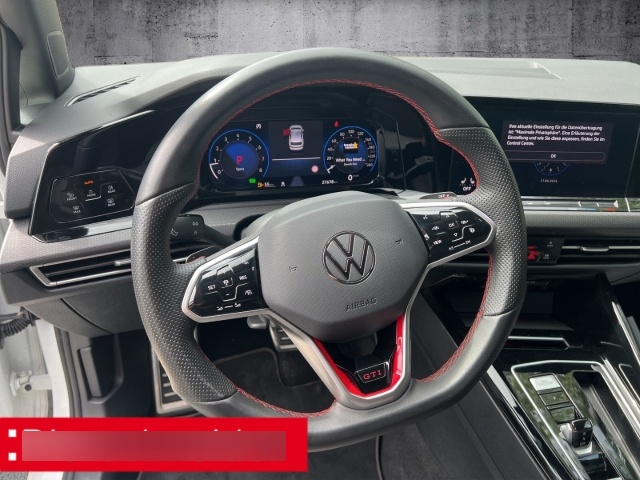 Volkswagen Golf 8 — photo 7