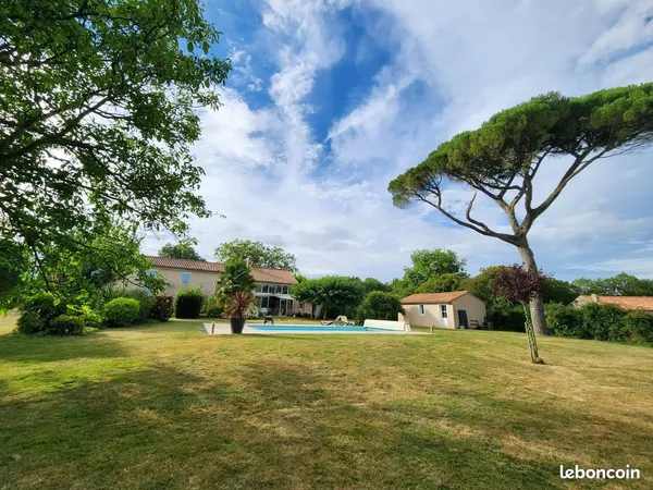 Maison de caractère avec piscine