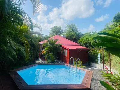 Appartement avec 2 chambres en location aux Abymes avec KEY