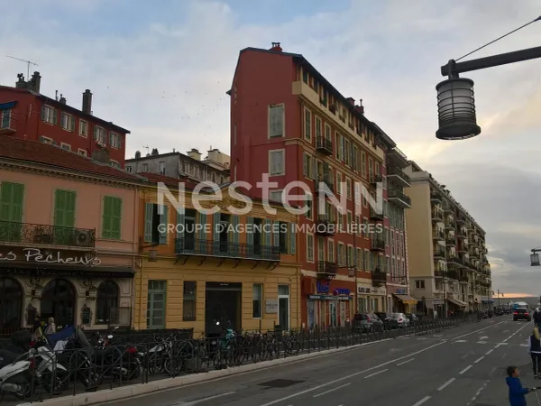 A LOUER STUDIO AVEC COIN NUIT MEUBLE - NICE LE PORT