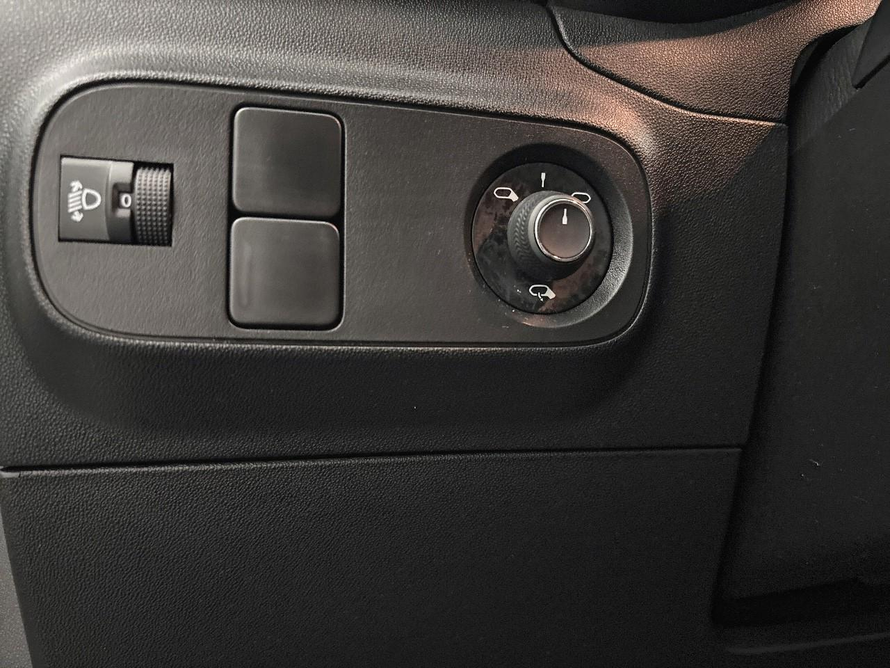 Citroën C3 societe puretech 83 s&s bvm feel nav — photo 18