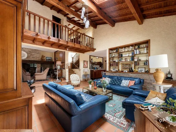 Maison 7 pièces 208 m²