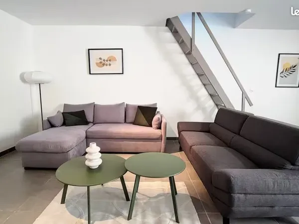 Duplex T2 meublé refait à neuf - 850 HC - Garantie Visale privilégiée
