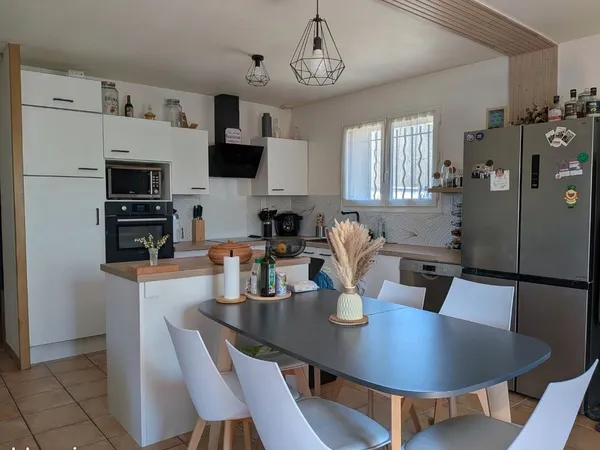 Maison de plain-pied 100m2 - 3 chambres - jardin