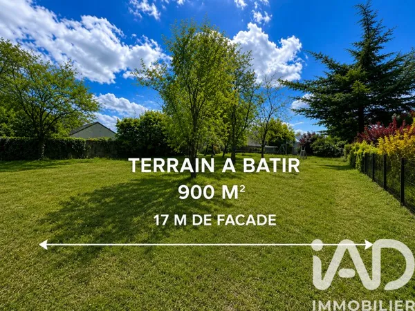 Terrain 897 m²