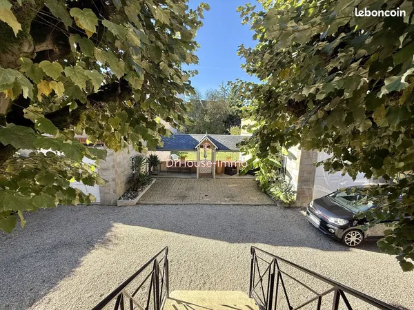 Propriété 9 pièces 210 m²