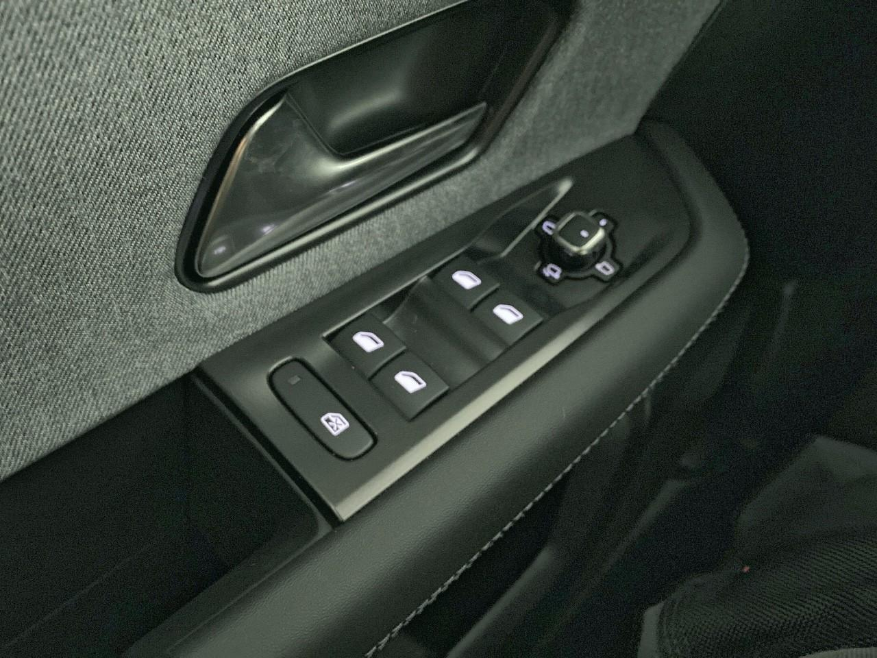 Opel Grandland 1.2 turbo hybrid 145 ch e-dct6 edition — photo 20