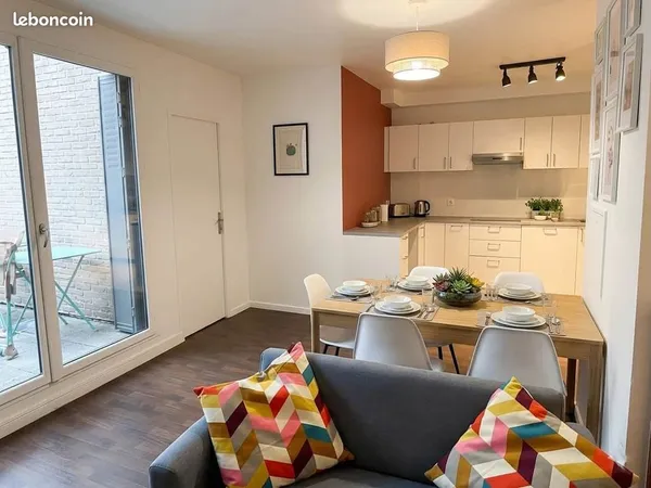 Chambre dispo dans une coloc dès fin Décembre/Janvier à Nanterre
