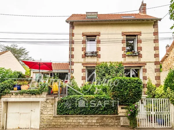 Meulière parfait état 3 chambres au calme