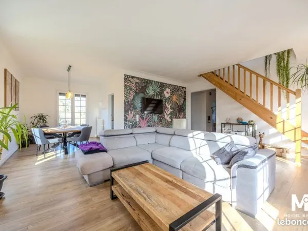 Propriété 6 pièces 173 m²