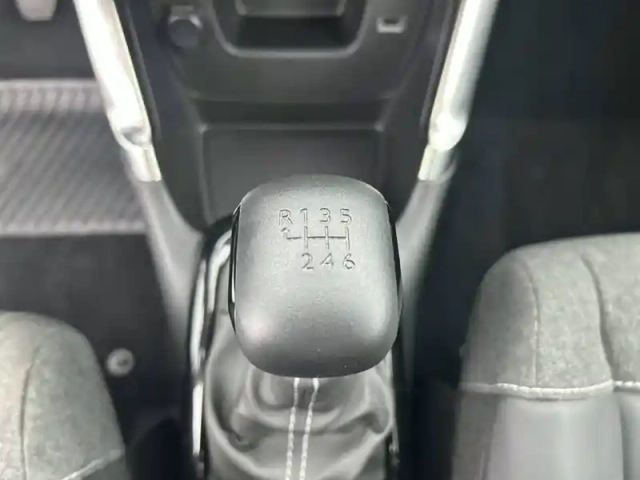 Citroën C3 Aircross puretech 110 s&amp;s bvm6 — photo 14