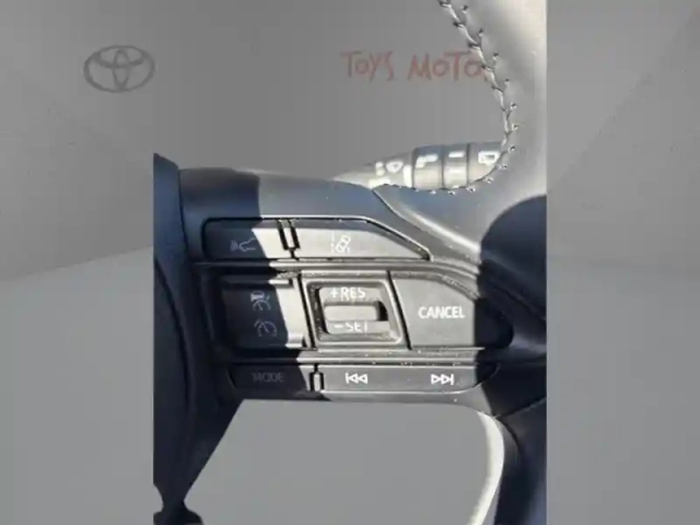 Toyota Aygo 1.0 s-cvt 72 design — photo 12